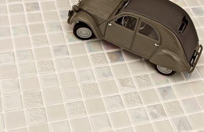 Bele mozaik ploščice