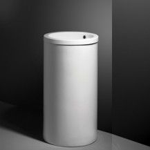 Umivalnik 45 z nogo WCA